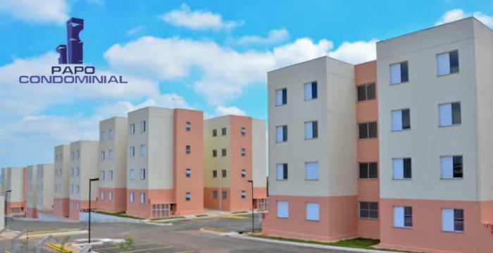 Os Juízes moram em condomínio!!